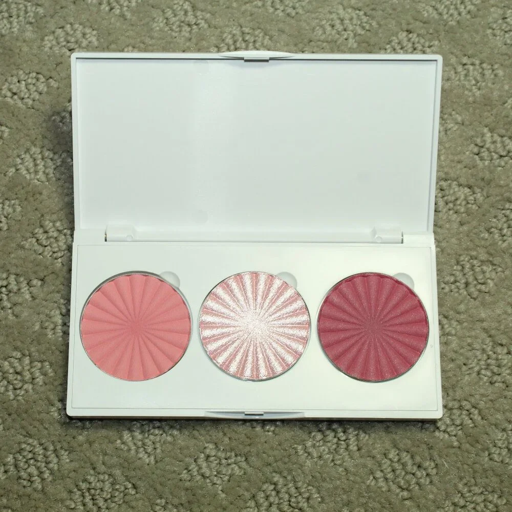 OFRA Cosmetics - Blossom Blush Trio - Midi Palette - 9g/0.32oz - NIB;  MSRP $35